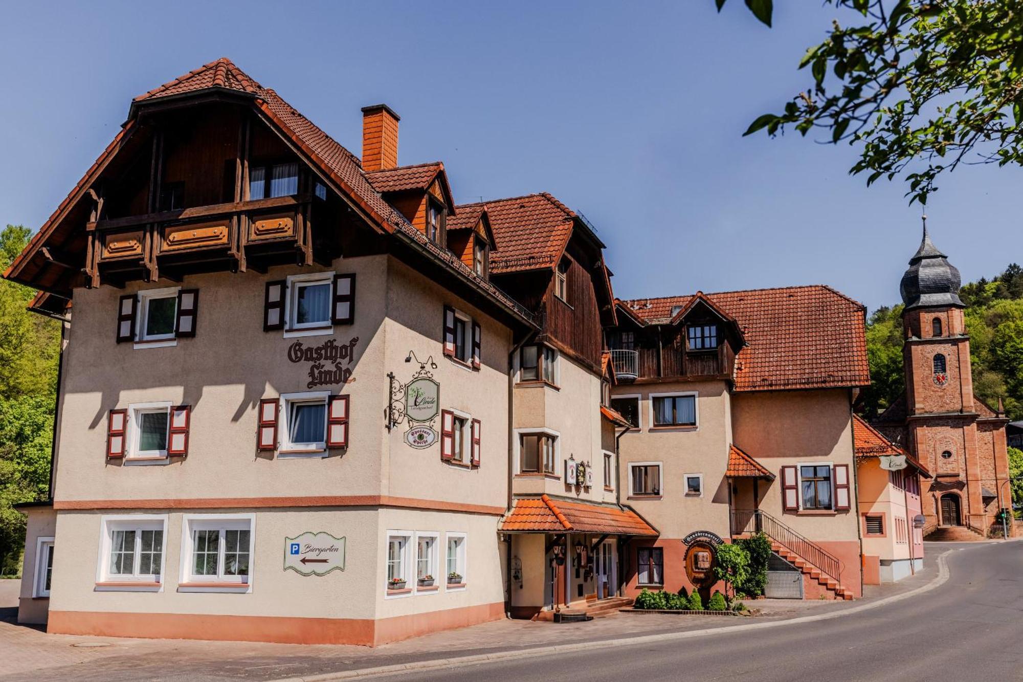 Landgasthof Zur Linde Heimbuchenthal Exterior photo