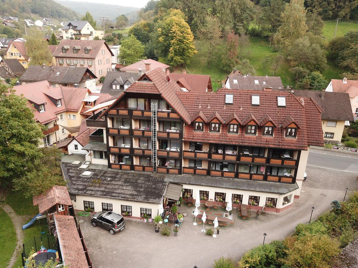Landgasthof Zur Linde Heimbuchenthal Exterior photo